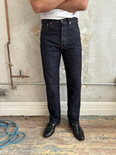 Load image into Gallery viewer, J001 Full Cut Straight Leg Jean