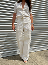 Load image into Gallery viewer, High Waist Bow jean in White/White Patchwork